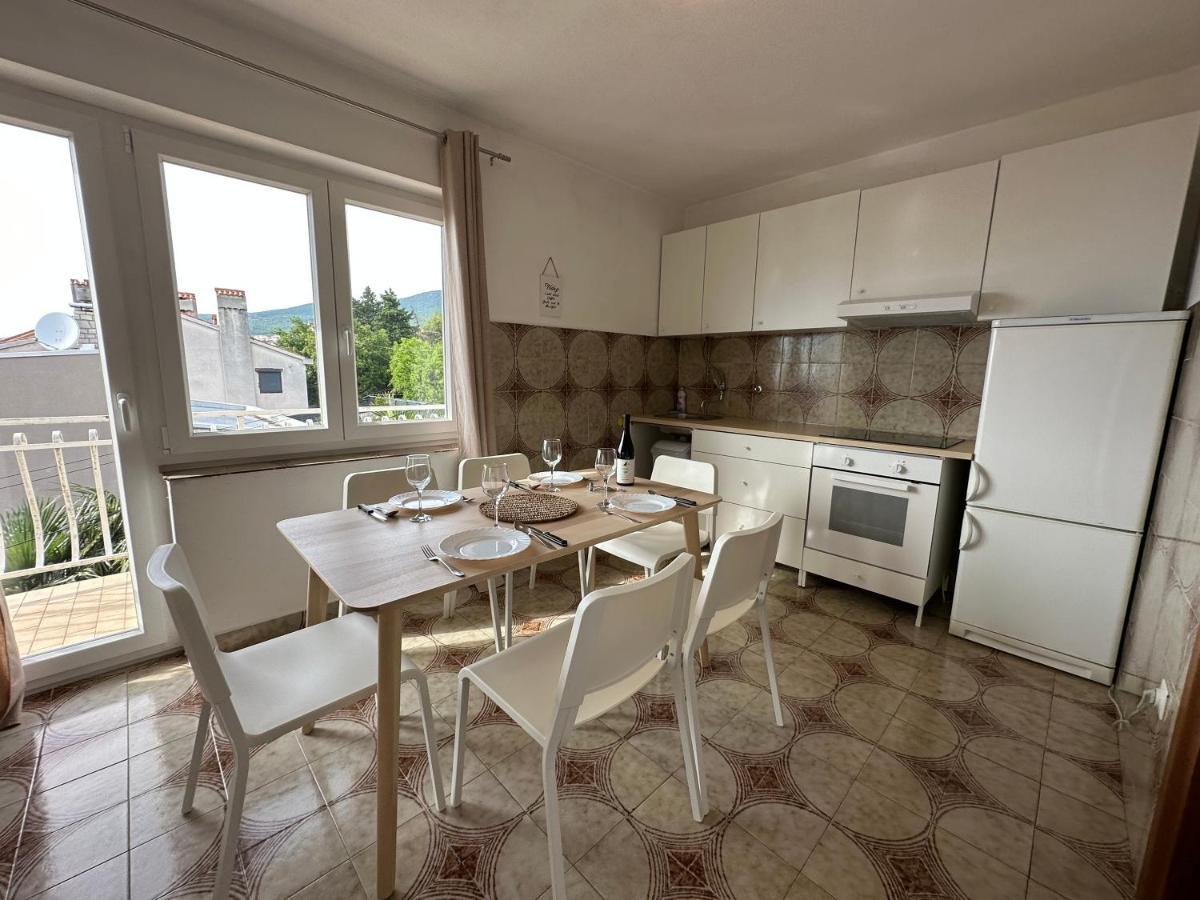 Apartments Matejcic Crikvenica Exteriör bild